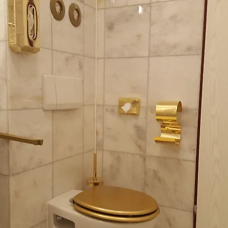 Neckarlux Szálloda 3*