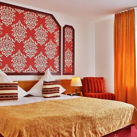 Szálloda Neckarlux 3*